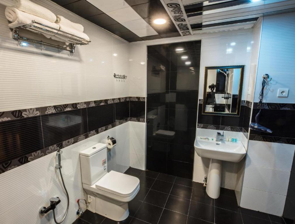 Prestige Boutique Hotel Баку Экстерьер фото